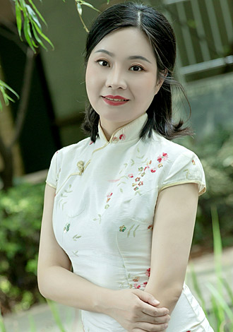 Gorgeous member profiles: free Asian member Ruohan (Rita) from Chengdu