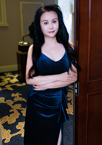Most gorgeous profiles: beautiful Asian member Yunxia