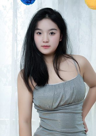Most gorgeous profiles: Asian  Member Lingli from Guangdong