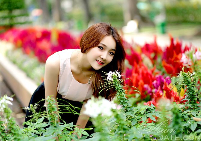 Perfect member Kim Phuong from Ho Chi Minh City, 24 yo, hair color Brown